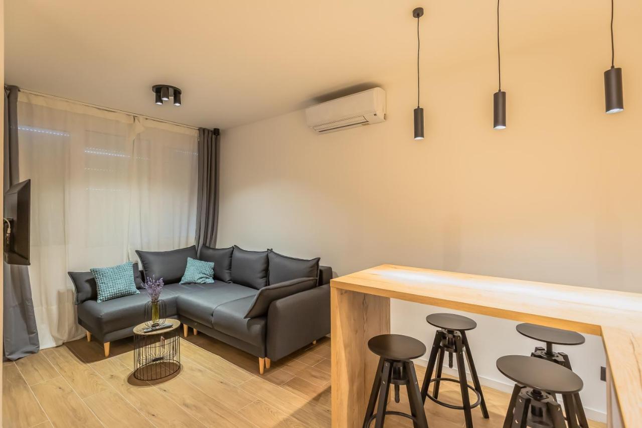 Vogue Apartments Omiš Exterior foto